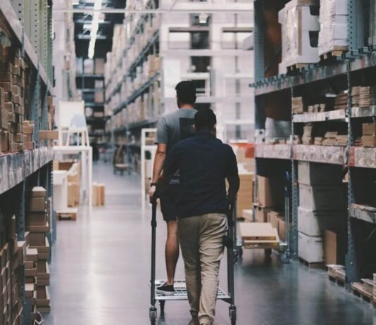 How the Right Shelving Can Boost Warehouse Safety & Efficiency? How the Right Shelving Can Boost Warehouse Safety & Efficiency?