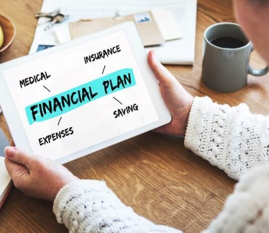 Career Pathways in Financial Advice for New and Aspiring Advisers Career Pathways in Financial Advice for New and Aspiring Advisers