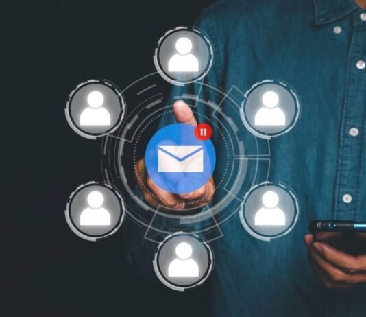 How Klaviyo marketing experts use email & SMS to maximize customer lifetime value How Klaviyo marketing experts use email & SMS to maximize customer lifetime value