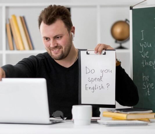 How Can One-On-One Tutoring Help in Achieving Fluency in English Faster? How Can One-On-One Tutoring Help in Achieving Fluency in English Faster?