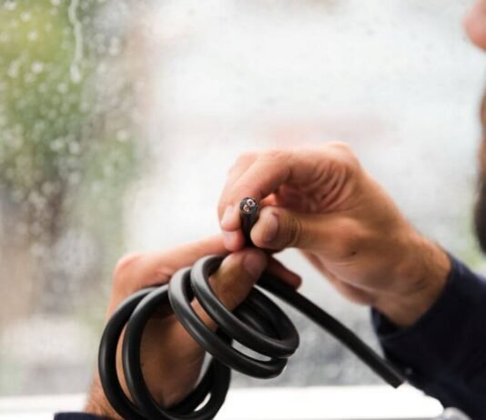 How Do Magnetic Cables Reduce Port Wear Compared to Standard Cords? How Do Magnetic Cables Reduce Port Wear Compared to Standard Cords