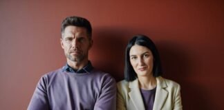 Why Recognition Beats Bonuses: A Practical Guide For Modern People Managers Why Recognition Beats Bonuses: A Practical Guide For Modern People Managers