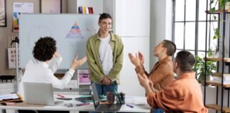 How Advanced Training Prepares Professionals for Crisis Communications How Advanced Training Prepares Professionals for Crisis Communications