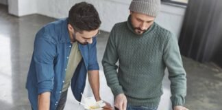How Canadians Can Build A Low-Maintenance Investing Plan In 2026 How Canadians Can Build A Low-Maintenance Investing Plan In 2026